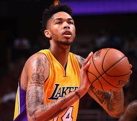 进攻端提供 进攻端提供