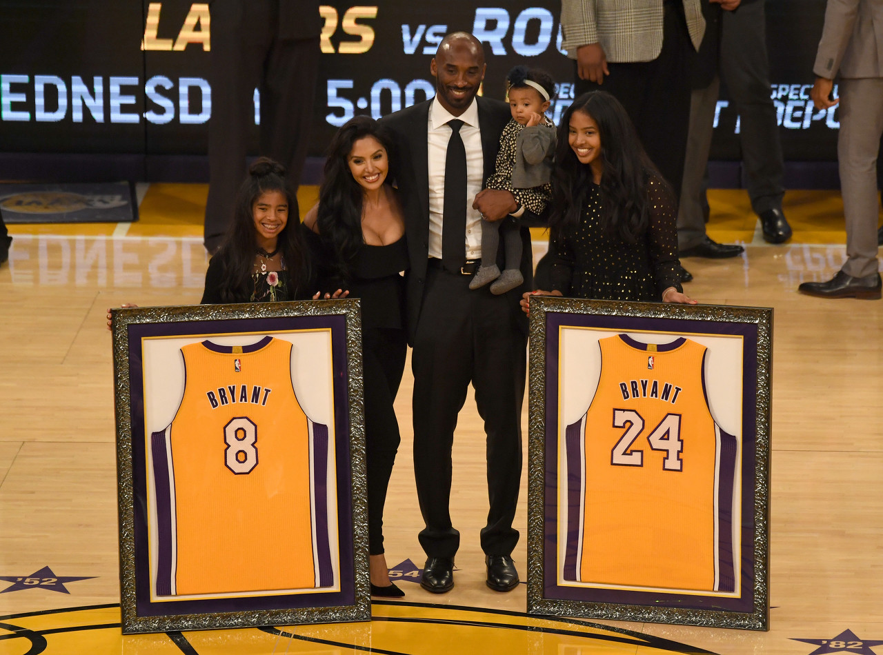 彩表现奠定 彩表现奠定