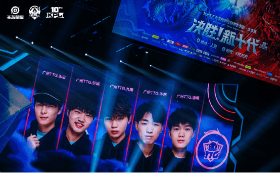 生硬堆砌 生硬堆砌